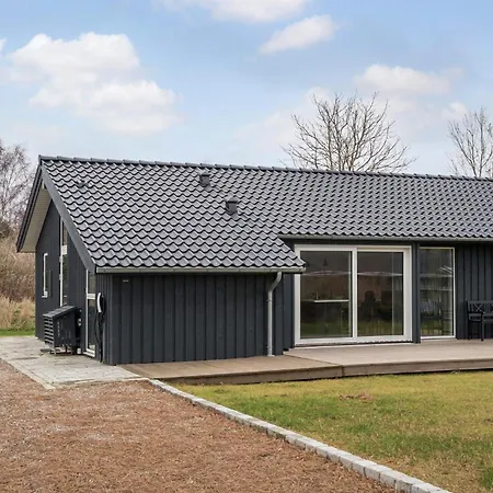 2 Bedroom Gorgeous In