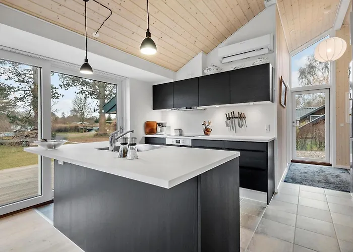 2 Bedroom Gorgeous In * Kalundborg
